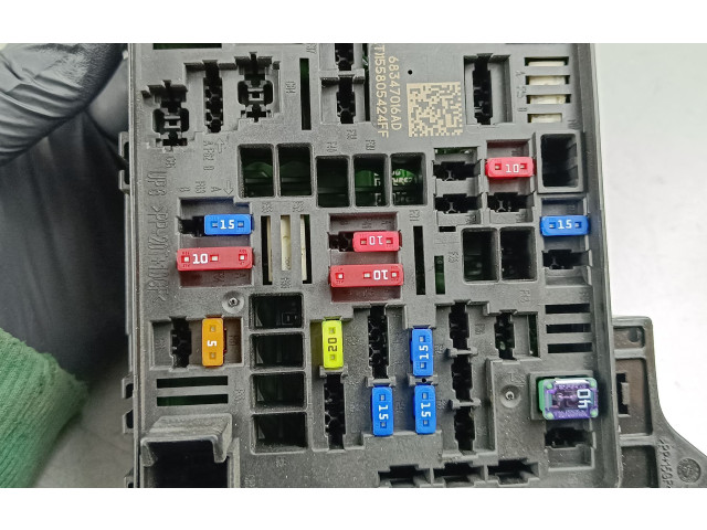 Блок предохранителей 68347016AD Jeep Grand Cherokee WL