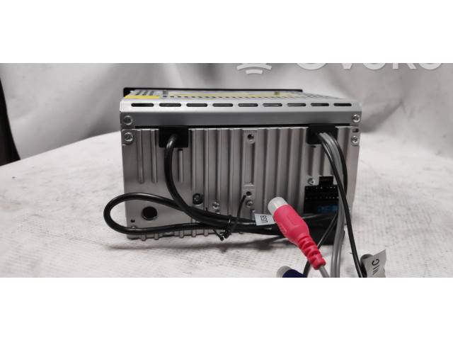 Дисплей       Mitsubishi L200