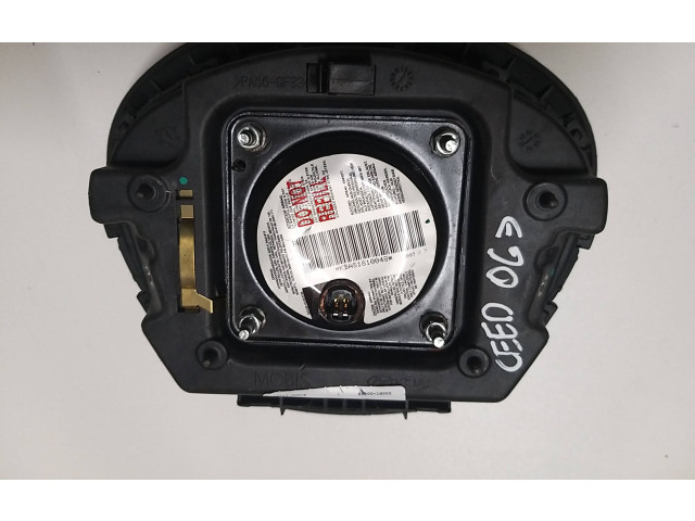 Подушка безопасности водителя 1H569-00010 KIA Ceed