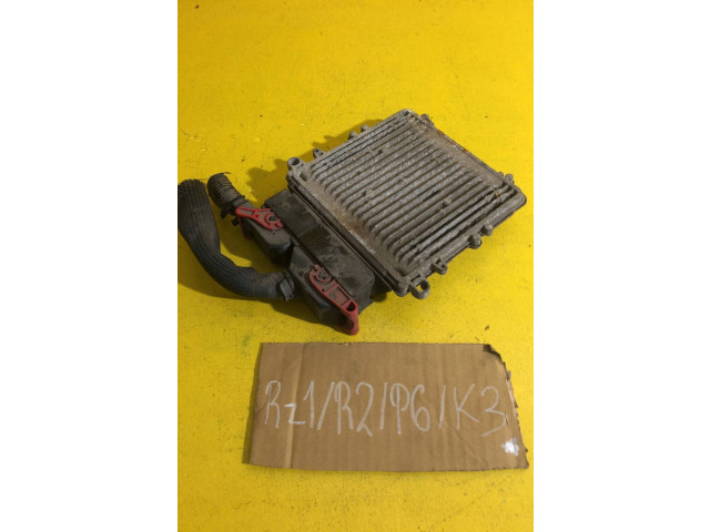 Блок управления двигателя 0281013643, 1039S18107 Jeep Grand Cherokee (WK)