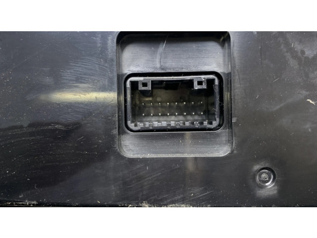 Блок управления климат-контролем 6871036000 SsangYong Rexton