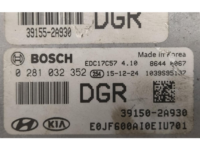 Дисплей 0281032352 KIA Optima