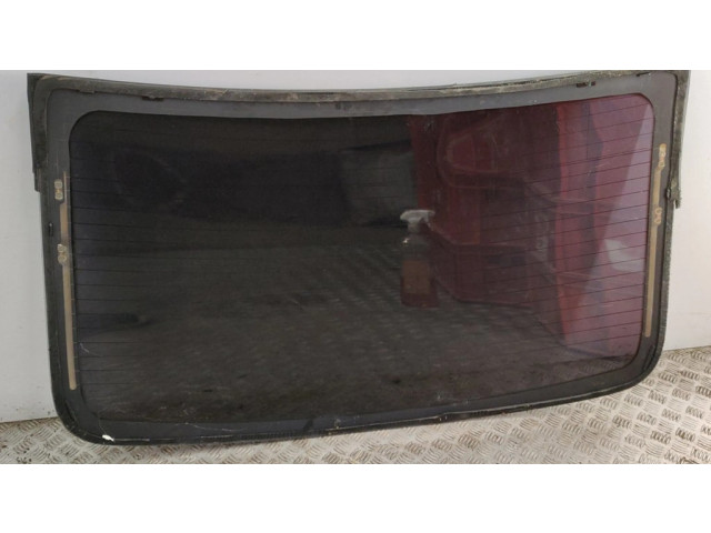 Заднее стекло