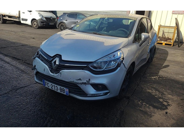 Вентилятор радиатора     8240636    Renault Clio IV 