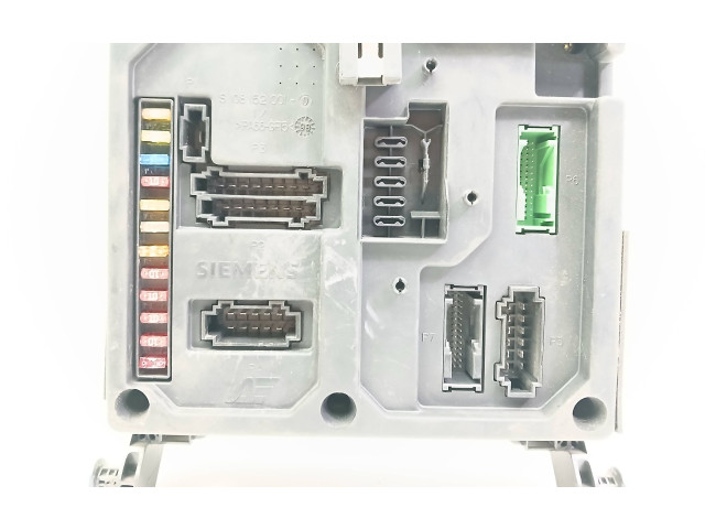 Блок предохранителей 7M0971882A, PX041818012 Ford Galaxy