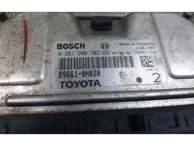 Блок управления двигателем ECU    0261208702   Citroen C1