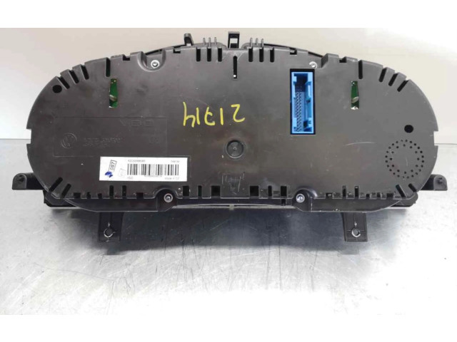 Přístrojová deska Volkswagen PASSAT 2009 3C0920872B