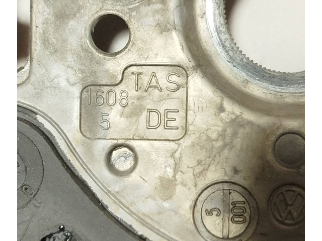 Руль Volkswagen Jetta V 2005 - 2010 года 1K0419091M, 1k0880201