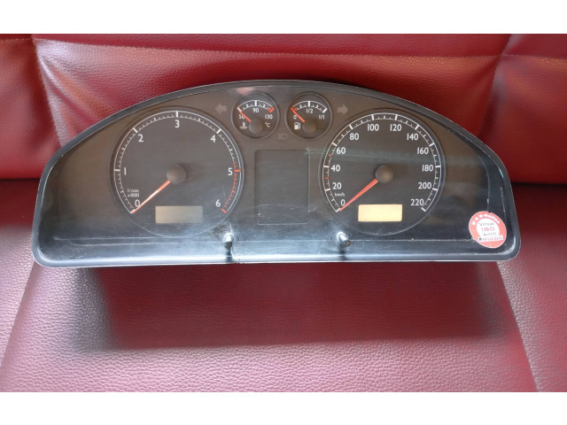 Přístrojová deska Volkswagen Multivan T5 2004 7H5920850G