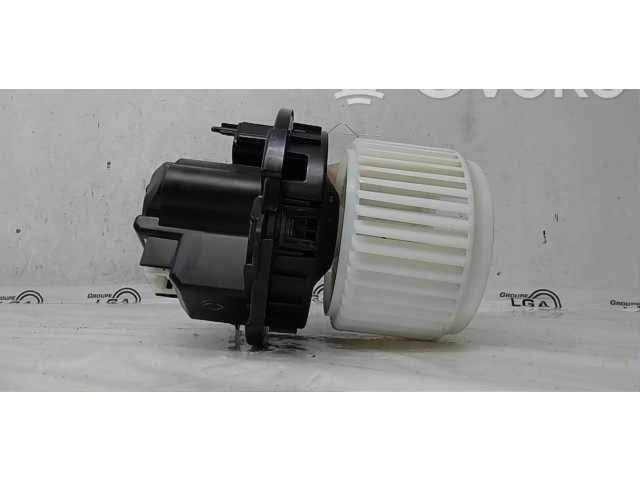 Вентилятор печки    DT116243   Renault Clio V