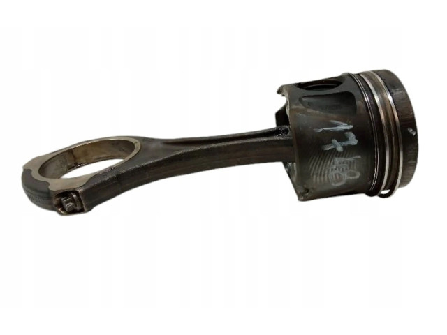  Поршень с шатуном    Mercedes-Benz E W211  