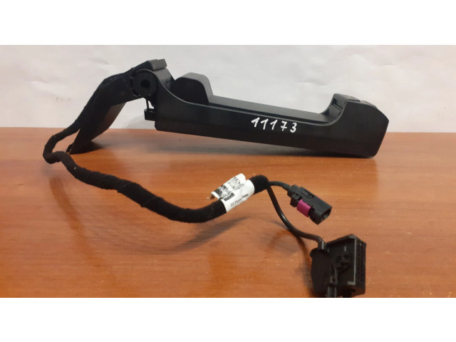 Другая деталь салона