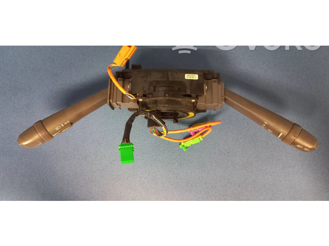 Ручка поворотов/ фонарей       Volvo V70  2005 - 2008 года   