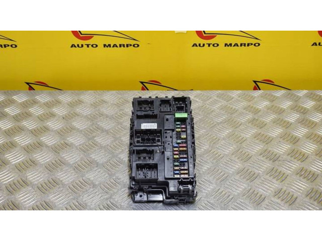 Блок предохранителей  LU5T-15604, A2C7692691400   Lincoln Aviator II    