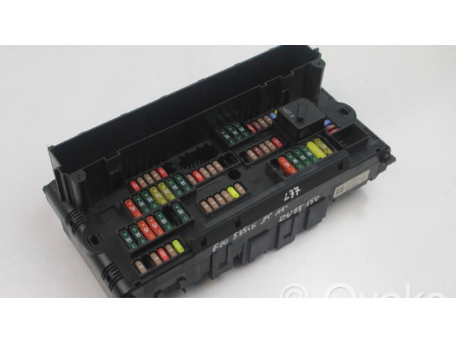 Pojistková skříňka 9234421 BMW 7 F01 F02 F03 F04 2010