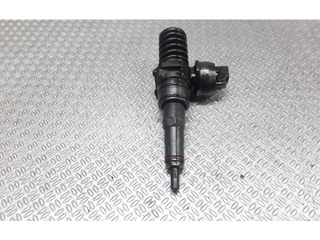 Форсунка 038130073BN    Volkswagen Touran I   