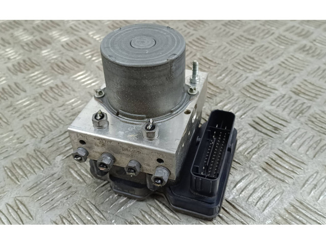 Блок АБС 6701066150 Maserati Levante 2017 - года