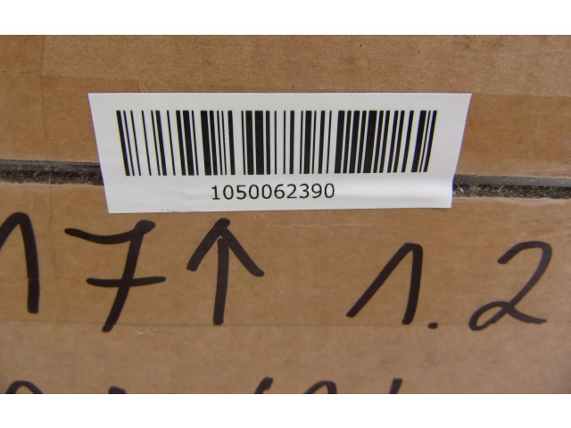 Блок предохранителей 91950-H8520   KIA Rio    