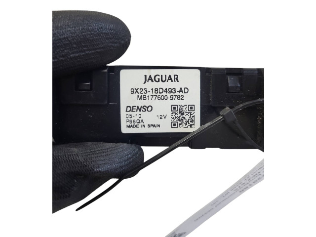 Блок управления климат-контролем 9X2318D493   Jaguar XF X250