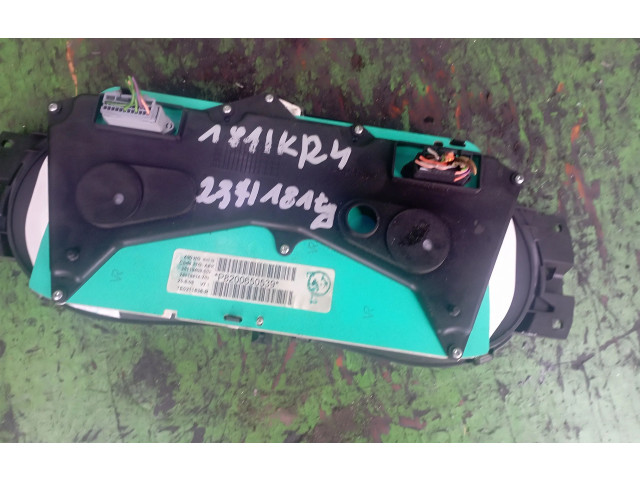 Панель приборов 8200650539 Dacia Logan I