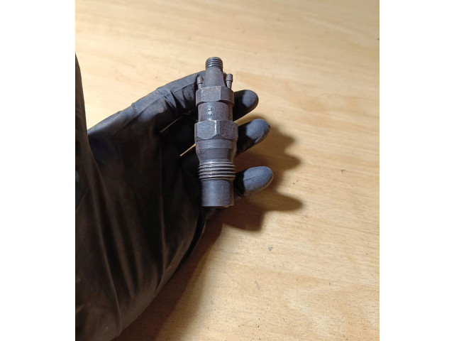 Injektor Einspritzdüse 068130201P Audi 80 90 B3