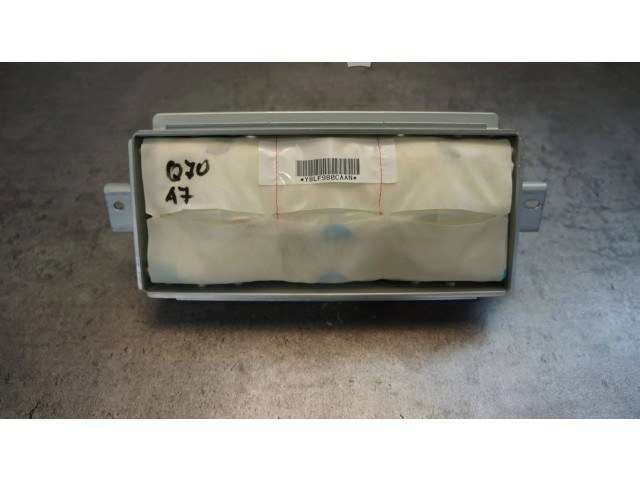 Подушка безопасности пассажира Infiniti Q70 Y51