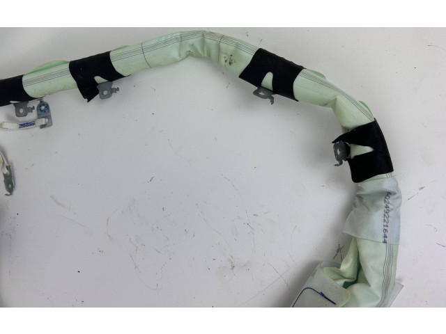 Надувная подушка для крыши 06700386530 Maserati Levante