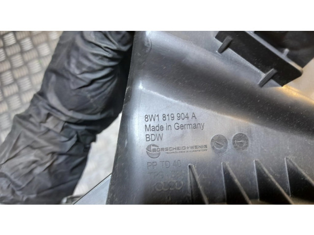 Деталь (детали) канала забора воздуха