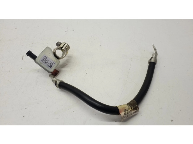 Минусовый провод (аккумулятора)