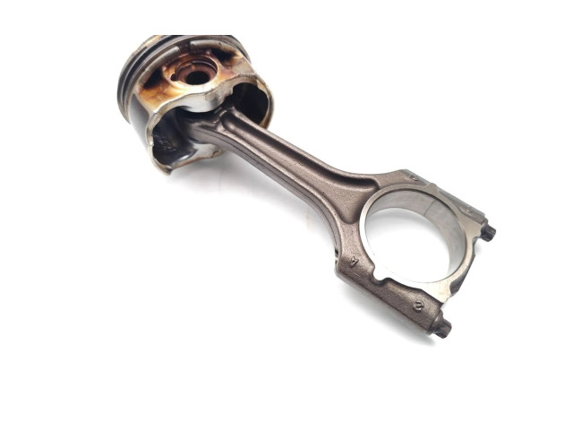 Поршень с шатуном