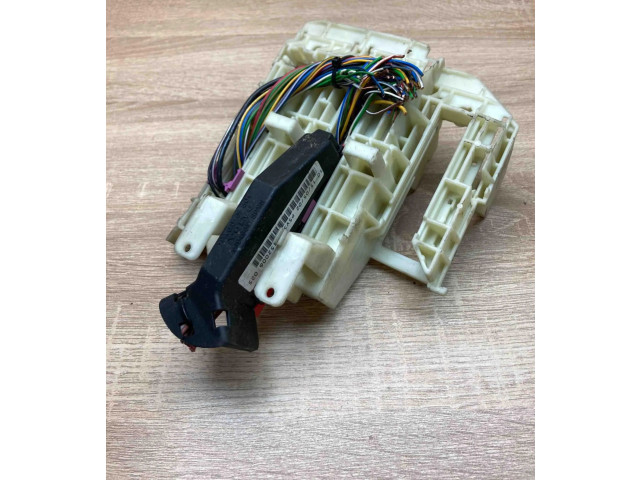 Блок предохранителей 9494934, 1928403412   Volvo XC90    