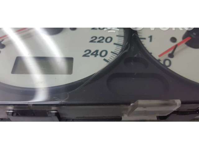 Панель приборов Mazda 626