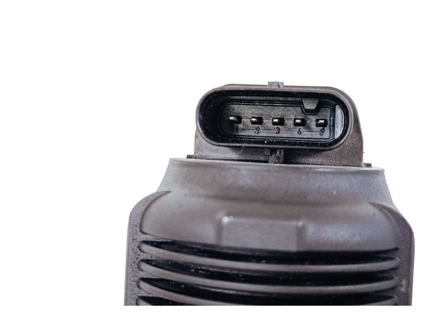 Клапан EGR 04E131097D, 70151047 Volkswagen Jetta VI