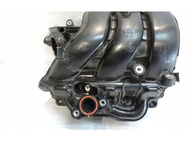 Vstřikovač 17101-15130 Toyota Yaris XP210