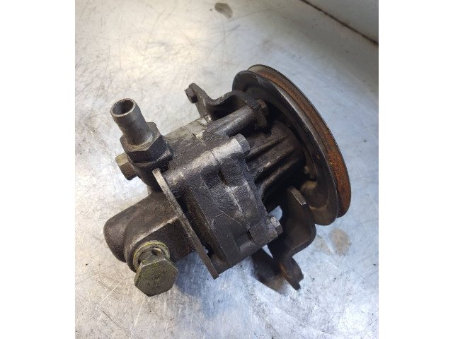 Насос усилителя руля Audi A6 S6 C4 4A