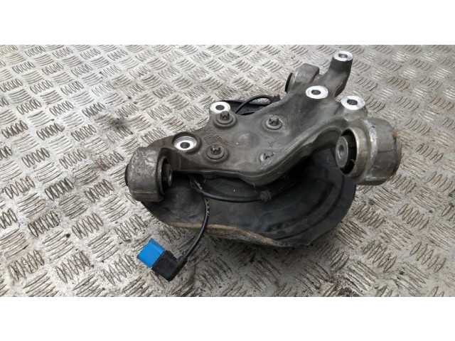 Задний поворотный кулак (ступица, цапфа)