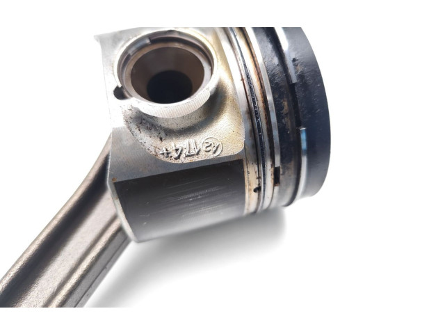 Píst CJGA Audi Q7 4L CJGA