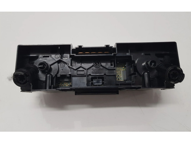 Блок управления климат-контролем 6V0820045A Skoda Fabia Mk3 (NJ)