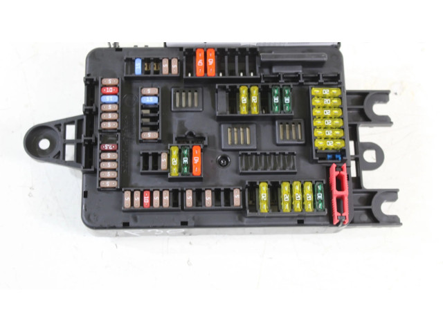 Pojistková skříňka 9228158 BMW M5 1994