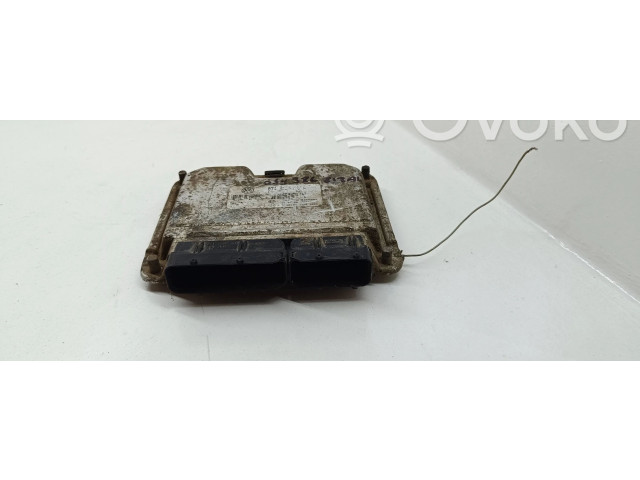 Блок управления двигателя 074986818AL   Volkswagen Transporter - Caravelle T4