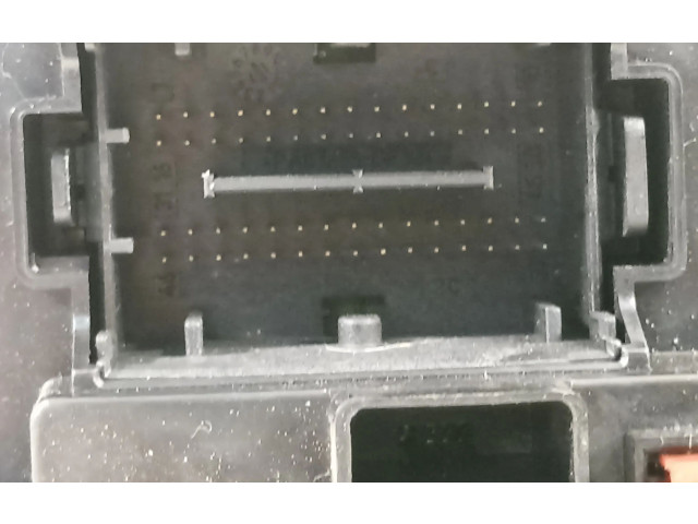 Модуль управления BSM 52078064 Jeep Renegade