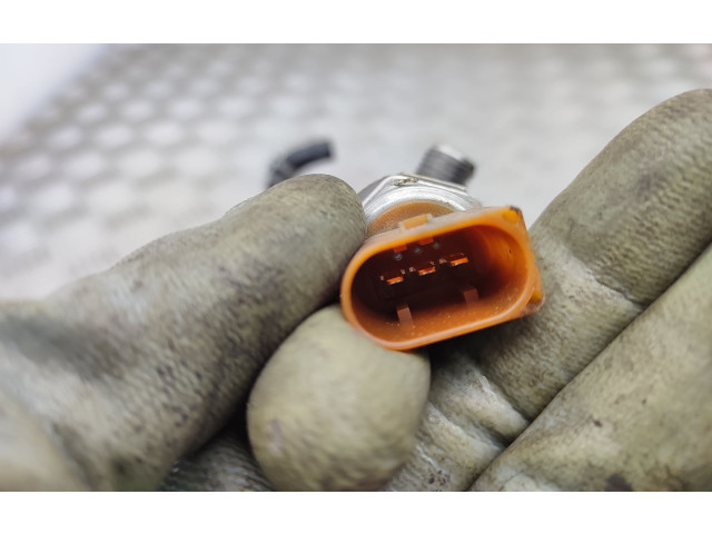 Топливная рампа 03L906051, 03L089N   Skoda Superb B6 (3T)   для двигателя cff