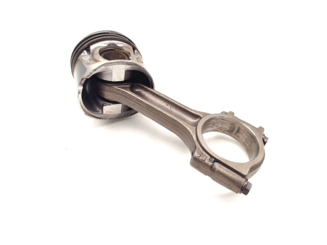 Píst M9R760 Nissan X-Trail T31 M9R760