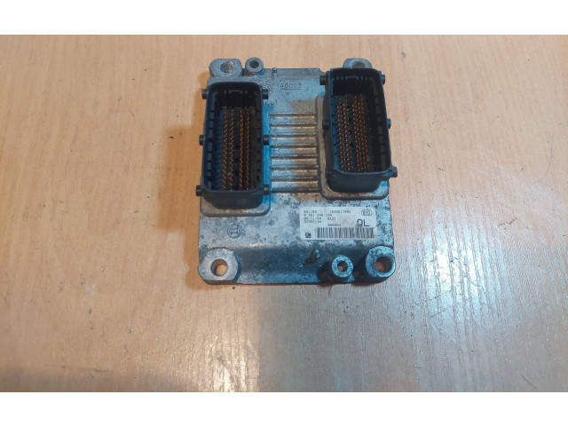 Řídící jednotka 0261208154, 55351134   Opel Zafira B 2010