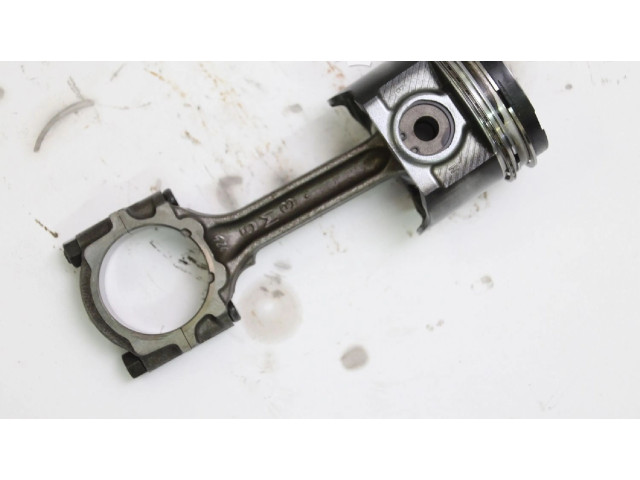  Поршень с шатуном YD22ETI 121005M32B, 121005M32B  Nissan X-Trail T30  