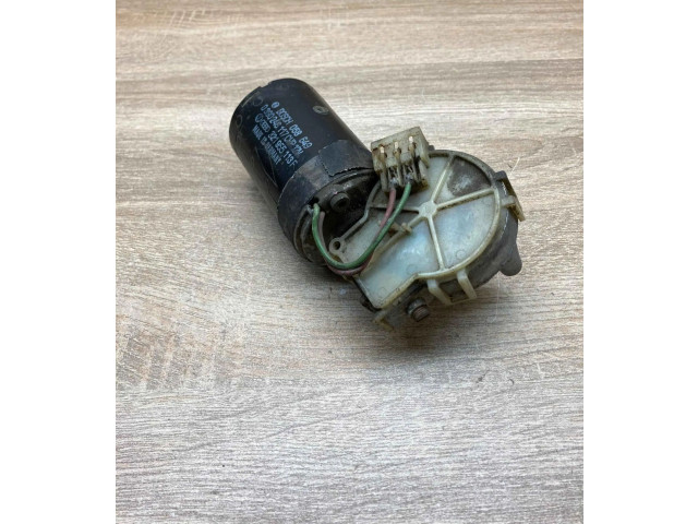 Моторчик дворников 321955113F, 0390246117    Volkswagen PASSAT B2