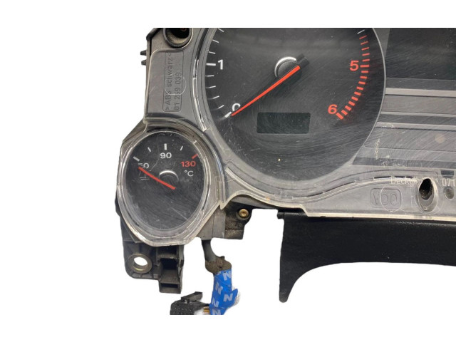 Панель приборов 4E0920900K, 4A0910900K   Audi A8 S8 D3 4E       