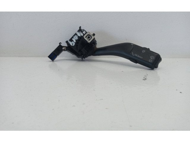 Ручка стеклоочистителей 1K0953519A   Volkswagen Golf SportWagen