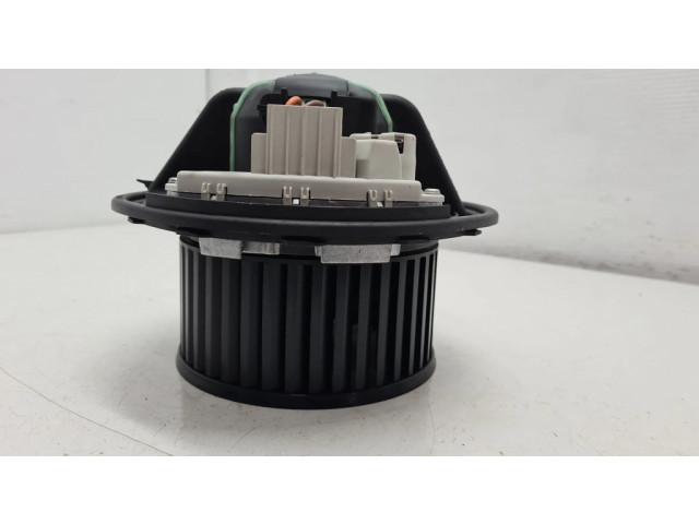 Вентилятор печки 6411693366311, 20528385 BMW 1 E81 E87
