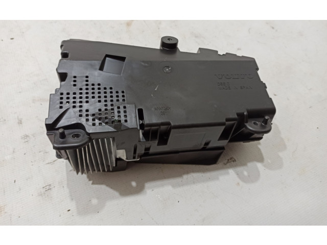 Дисплей    31453867   Volvo XC90